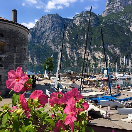 Apartmán Le Peonie Riva del Garda Exteriér fotografie